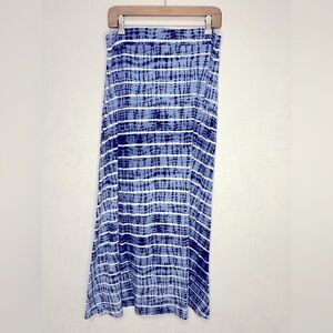 Torrid Blue and White Tie Dye Striped A-Line Maxi Skirt Women’s Size 0